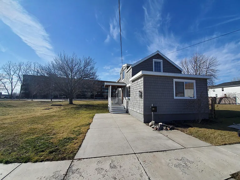 98 Louisiana St — Photo 3