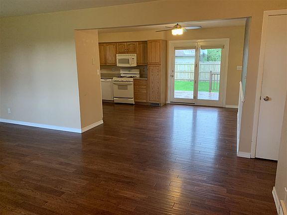 4th image of 503 McDamyn Cir