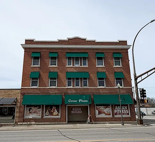 105 Main St S #10 Photo 1