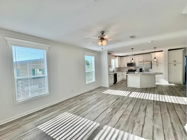 5972 Brigadoon Way #58, Sarasota, FL 34233