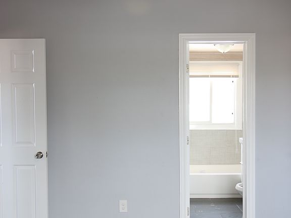 5th image of 3700 E Broadway