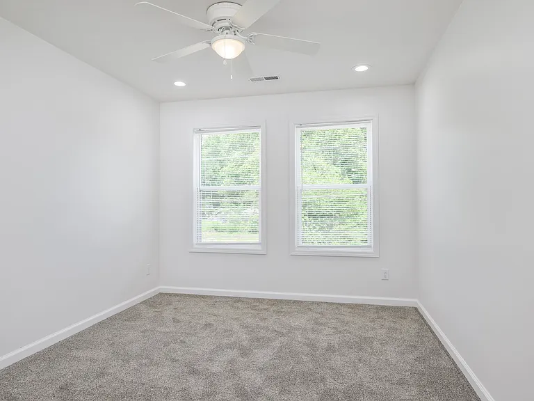211 Level St — Photo 19
