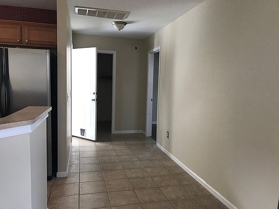 5th image of 311 Dove Field Ct