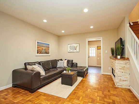 2nd image of 2601 16th St S APT 623