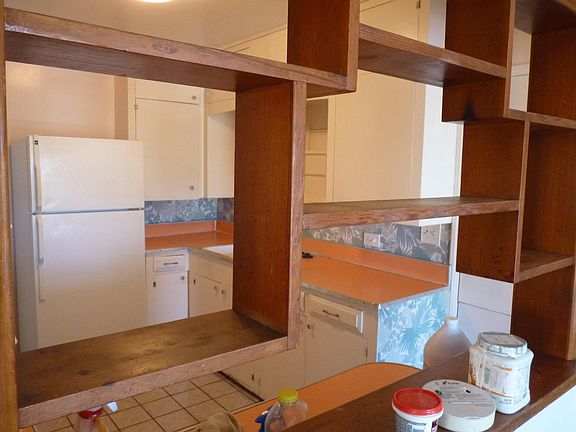 4th image of 536 N Granados Ave