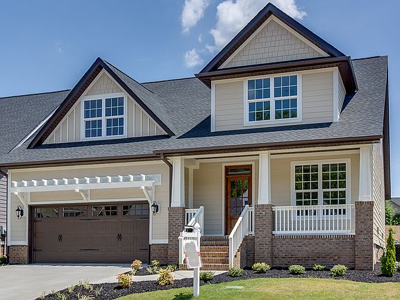 3rd image of 33 Palladio Dr