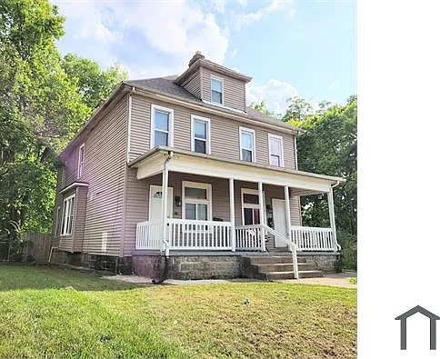 1455 E Mound St #1 — Photo 1