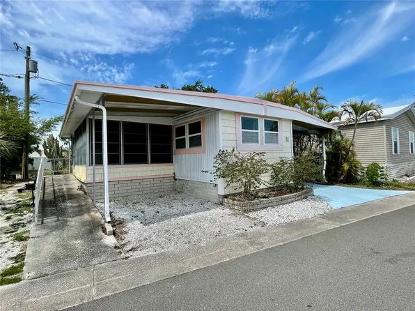 34188 Canal Dr N, Pinellas Park, FL 33781