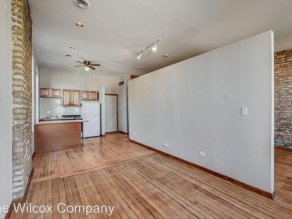 1st image of 1402 W Superior St APT 3R