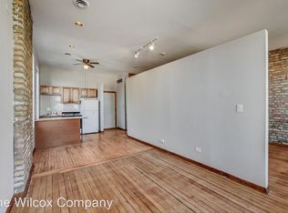 1402 W Superior St APT 3R, Chicago, IL 60642