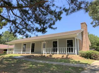 704 Greenfield Dr, Ridgeland, MS 39157