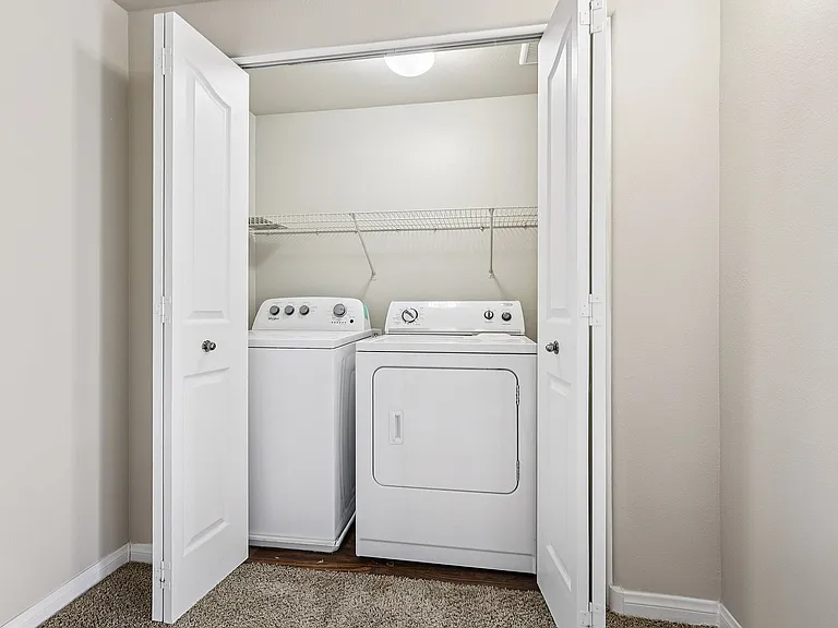 F3x2 Laundry