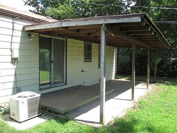 2839 S Mosley, Covered Patio in Back