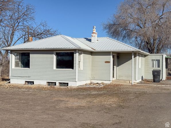 2427 E Main St, Wellington, UT 84542