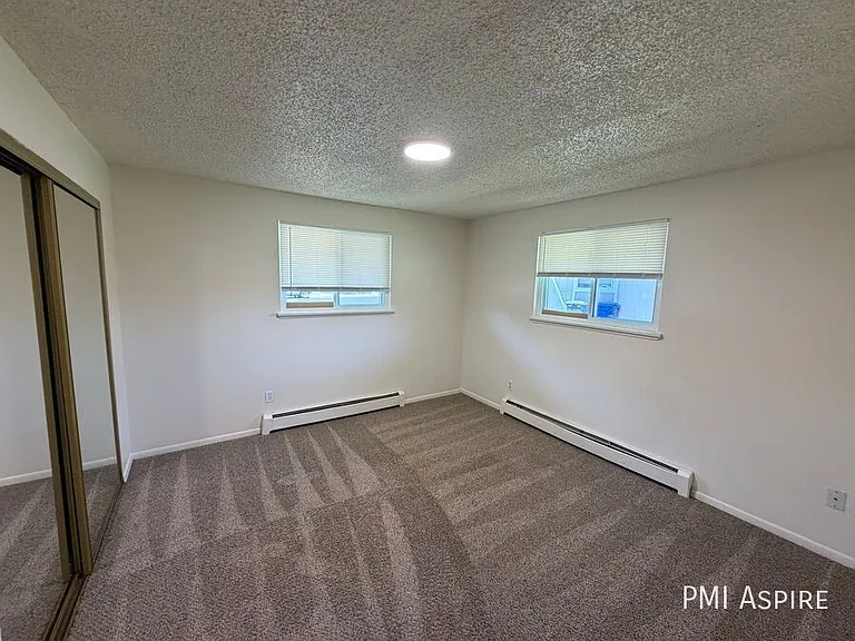 3498 Butternut Dr — Photo 7