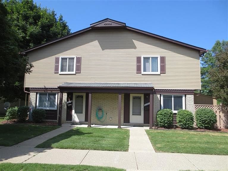 1st image of 41295 S Woodbury Green Dr #131