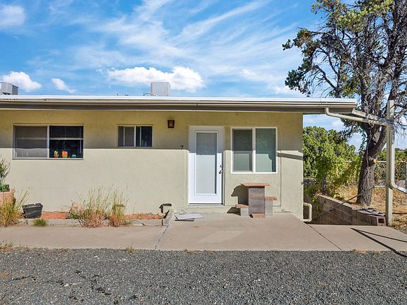 4th image of 810 Eastwood Dr
