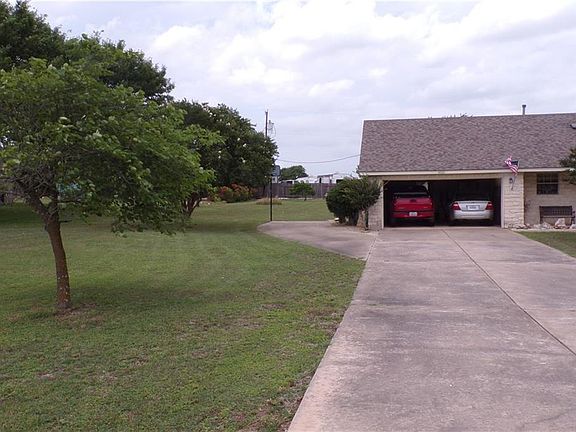4th image of 4005 Dove Valley Dr