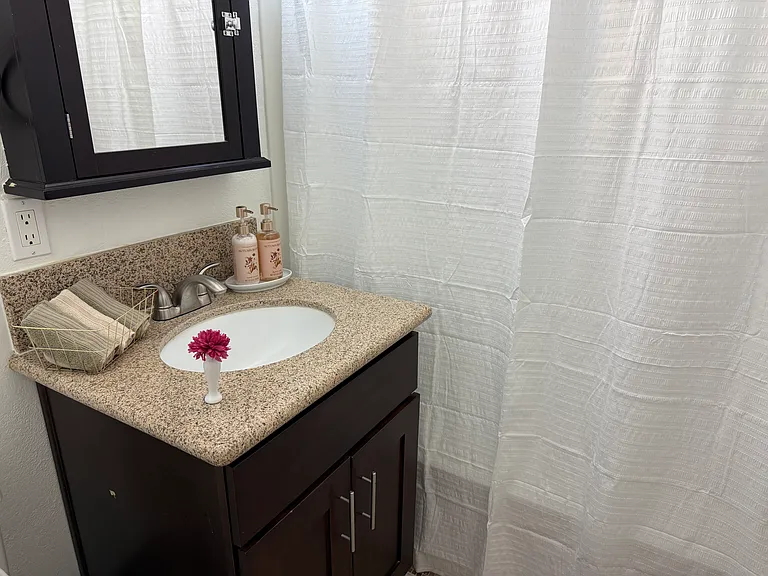 4775 Beverly Ct — Photo 12
