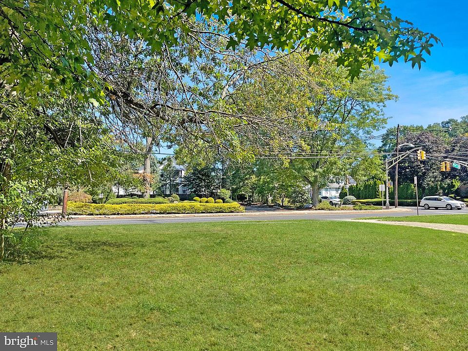 1st image of 1120 Park Ave