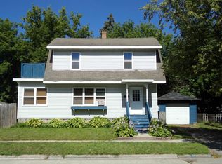 111 N Irwin Ave, Green Bay, WI 54301