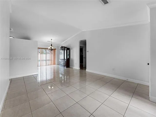 10290 SW 145th Pl — Photo 15