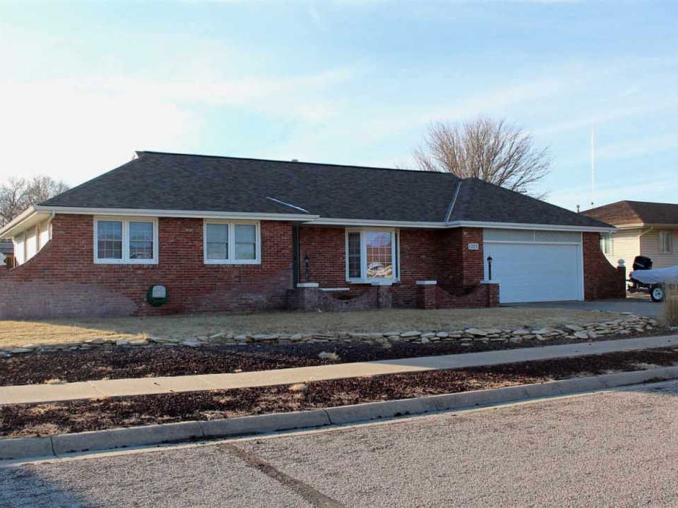 1st image of 1725 Marjorie Dr