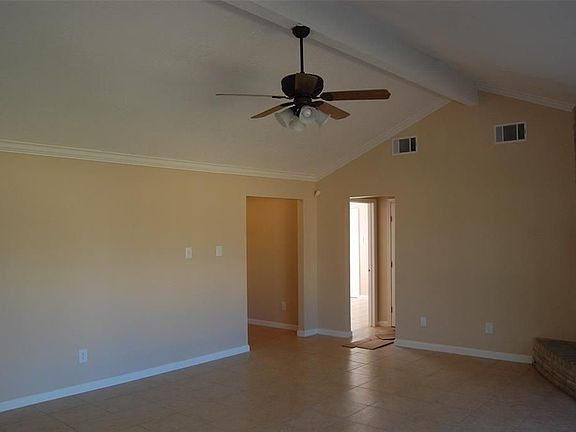 5th image of 17343 Edgehaven Dr