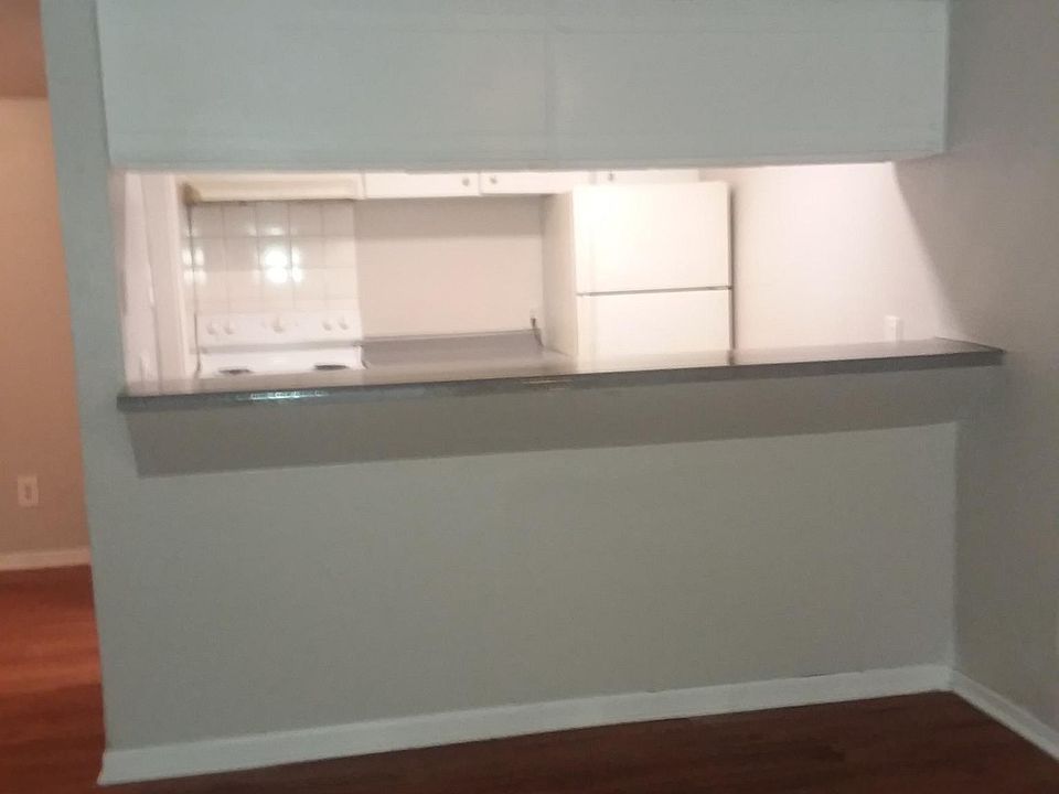 1st image of 1831 Johanna Dr #26