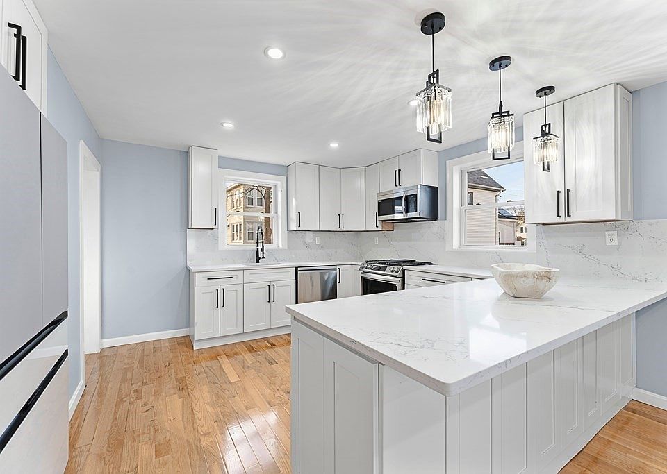 96 Sheridan St, Lynn, MA 01902 Zillow