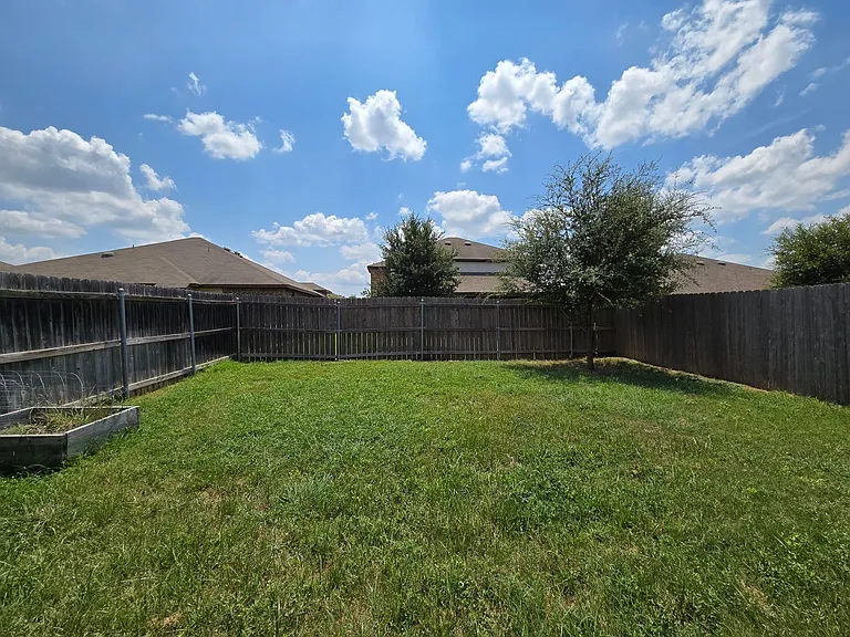 526 Creekside Frst — Photo 22