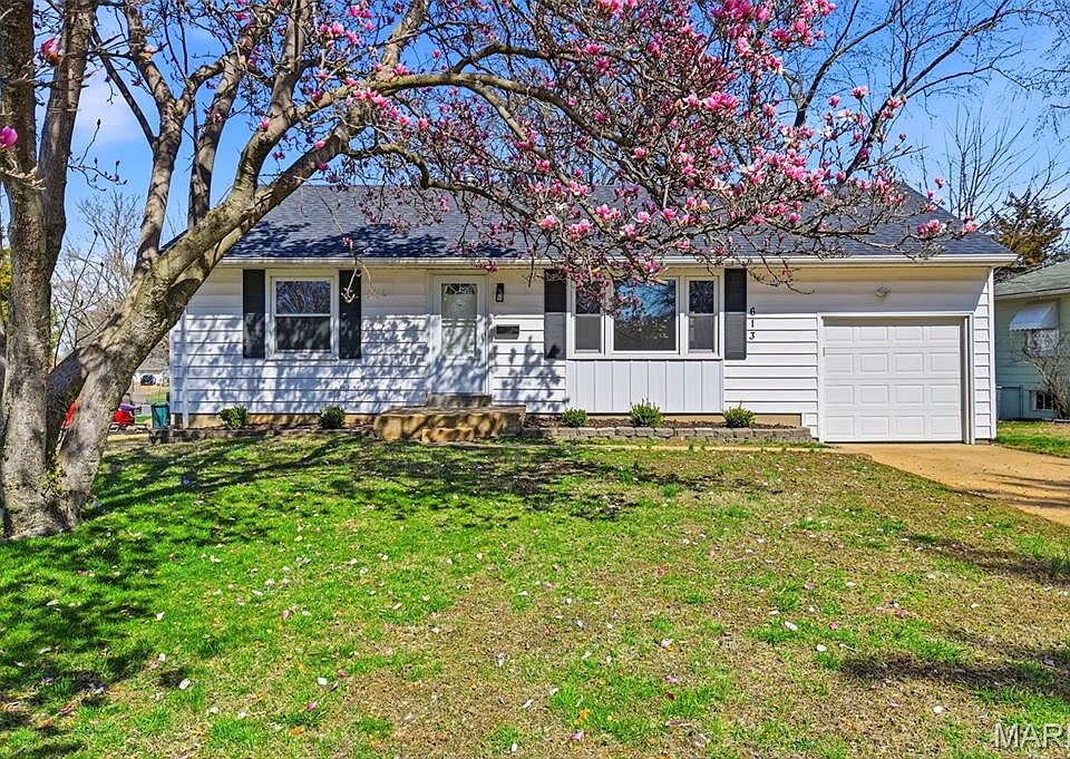 1st image of 613 Jasmin Dr
