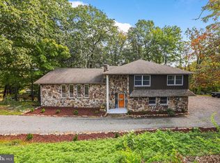 1052 Longwood Ave, Cumberland, MD 21502