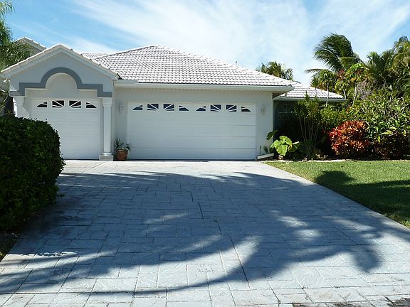 4th image of 4914 SW 10th Ave