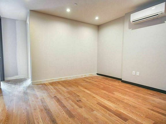 5th image of 12 Jefferson St #1AA
