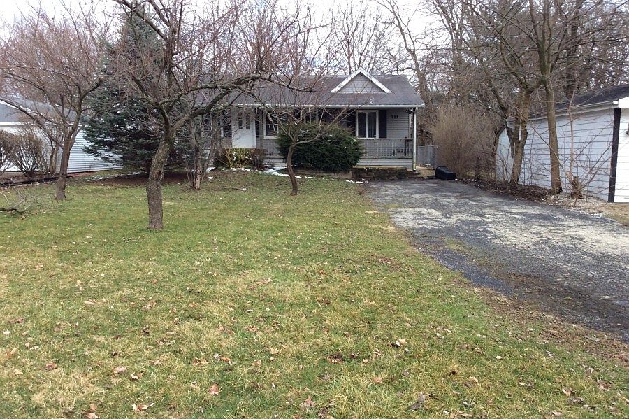 1st image of 711 S Monterey Ave