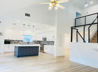 8021 Luling Ln, Austin, TX 78729