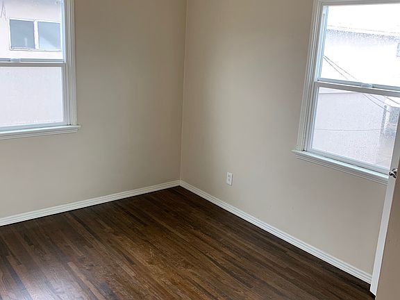 5th image of 4372 Alabama St