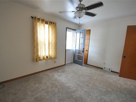 4th image of 3811 Dawnshire Dr