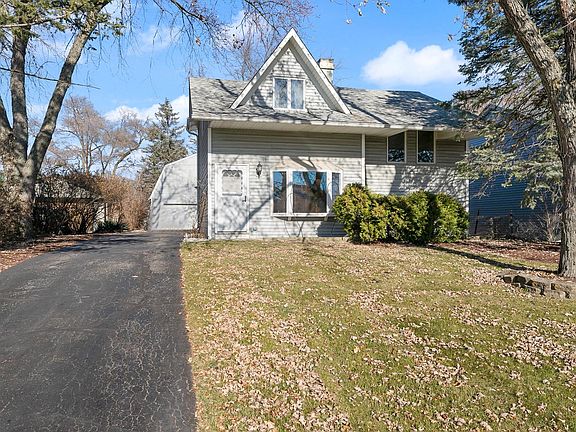 2nd image of 27W060 Evelyn Ave