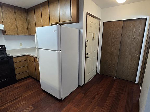 4th image of 18321 Stone Ave N APT 2