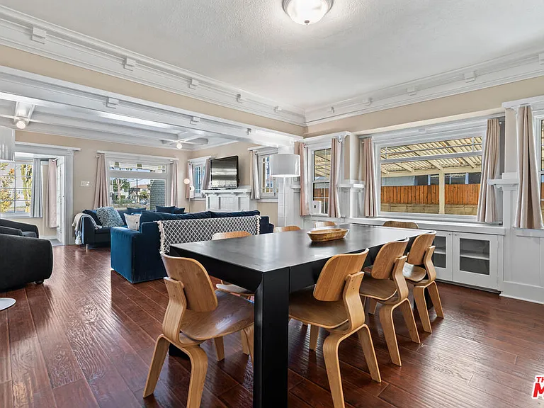 607 N Gramercy Pl — Photo 9