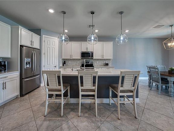 5th image of 2133 Clementine ST