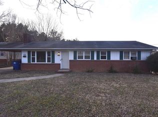 3808 Cash Dr, Winston Salem, NC 27107