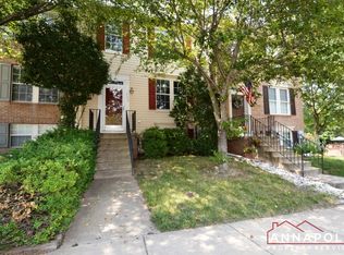702 Pine Drift Dr, Odenton, MD 21113