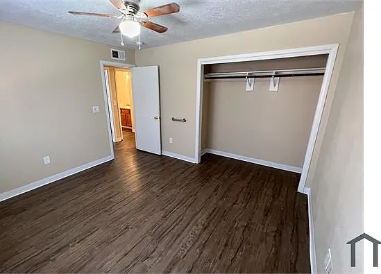 1327 Ortiz Dr SE #2 — Photo 8