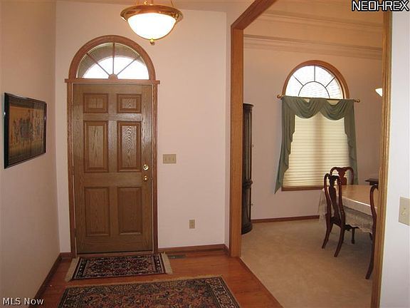 2nd image of 2711 Carriage Hill Ln
