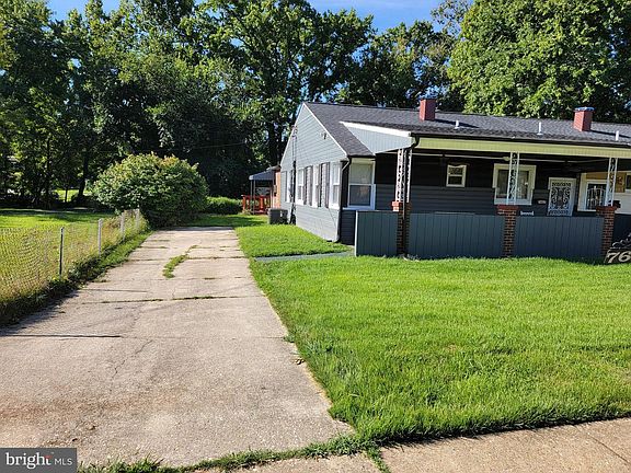3rd image of 7627 Greenleaf Rd
