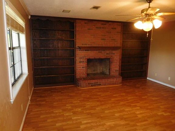 2nd image of 103 Ramblewood Dr