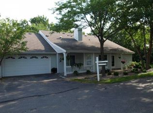 1582 Mallard Vw, Eagan, MN 55122